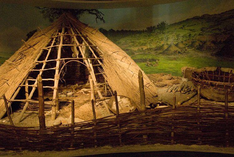 стародавнє житло