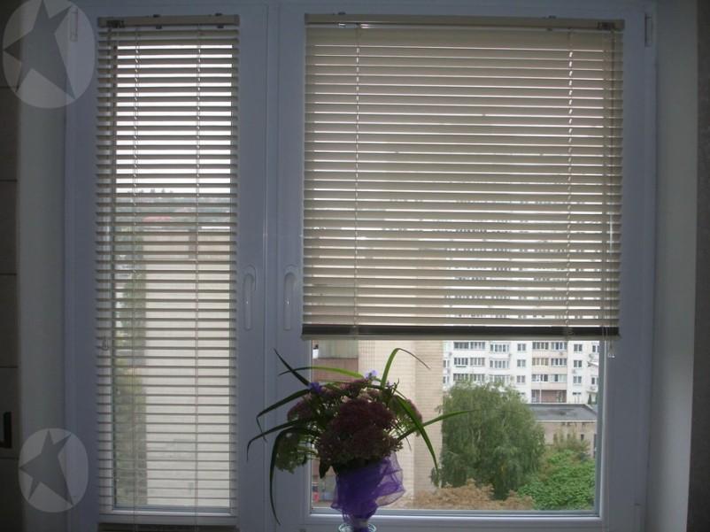 окно в кухню