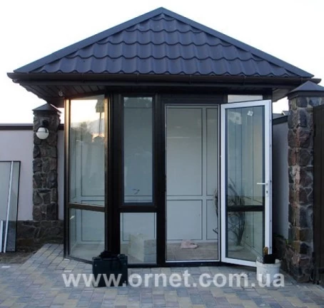 будка охорони з дахом